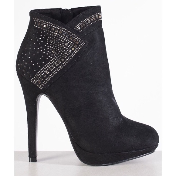 Shoes - 🚫SOLD🚫🆕NEW BOOTIES RHINESTONE ACCENTS SZ 9